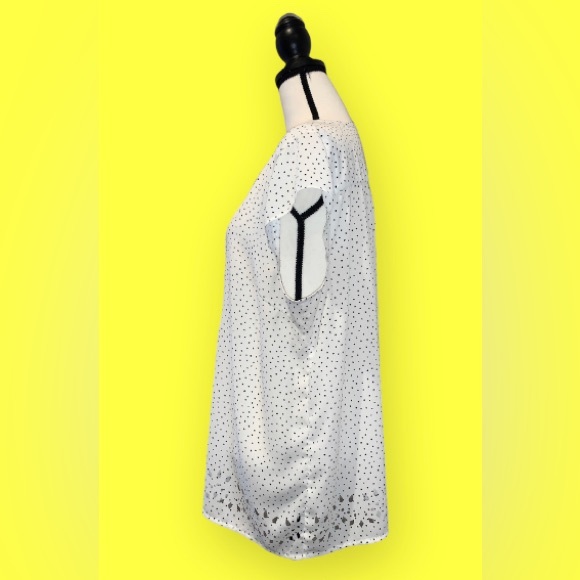 41 HAWTHORN black dot cutout edge blouse women’s size XL - Picture 4 of 10